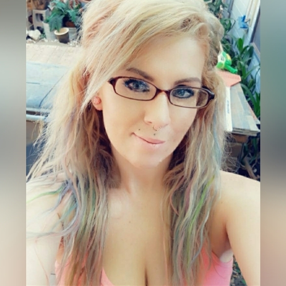 Meet your Posher, Cameron - Picture 9 of 11